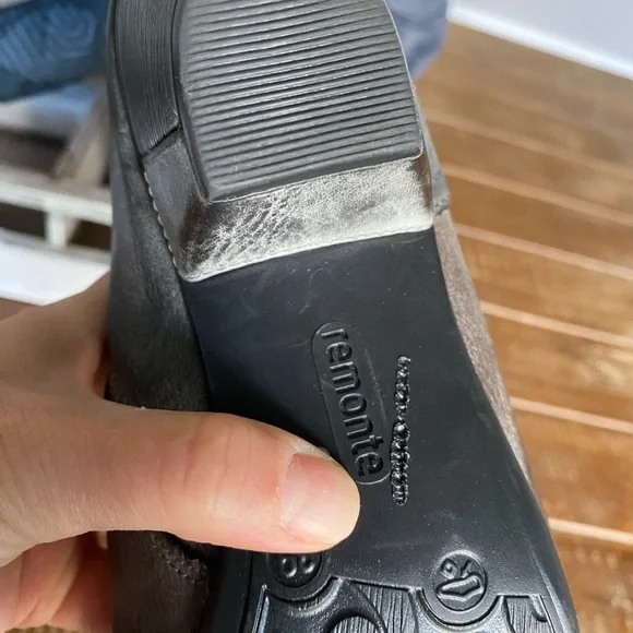 Remonte Gray and Black Ankle Boots 8.5 - Picture 6 of 7